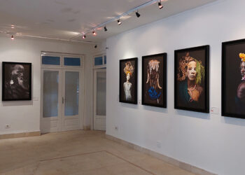 Photographier l’Autre : le regard humaniste de Javier Puig Saura